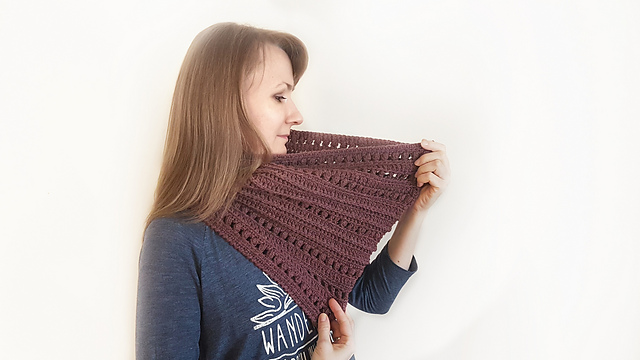 Wild Cherry Circle Scarf