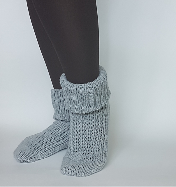 Knit Oversize Socks