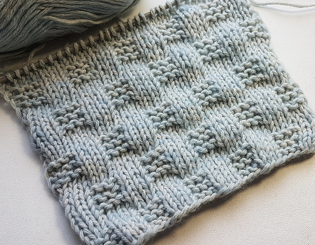 Сhess knit blanket square