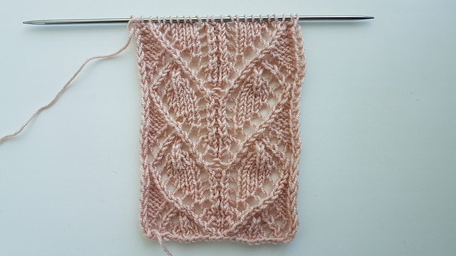 Sakura leaves Blanket square