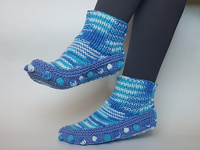 Snowballs Home Booties