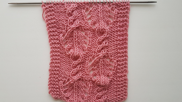 Cable Leaves Blanket Square