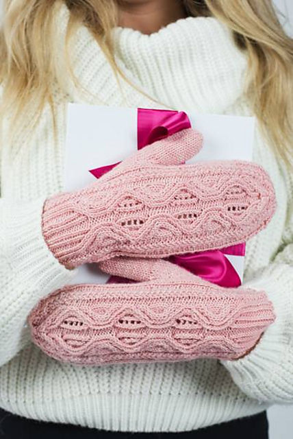 Gloria Mittens