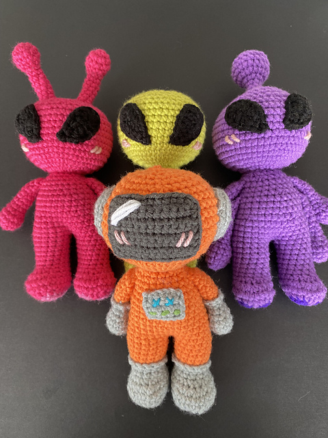 Artie Astronaut and Alien Crew