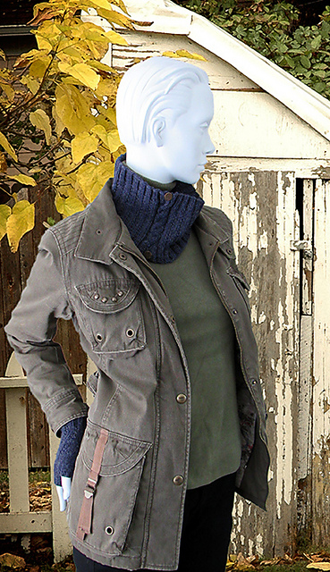 Visions Cowl & Mitts