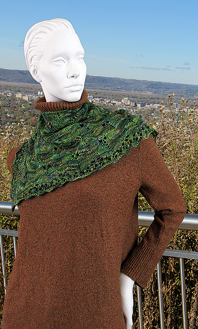 Green Leaf Shawlette