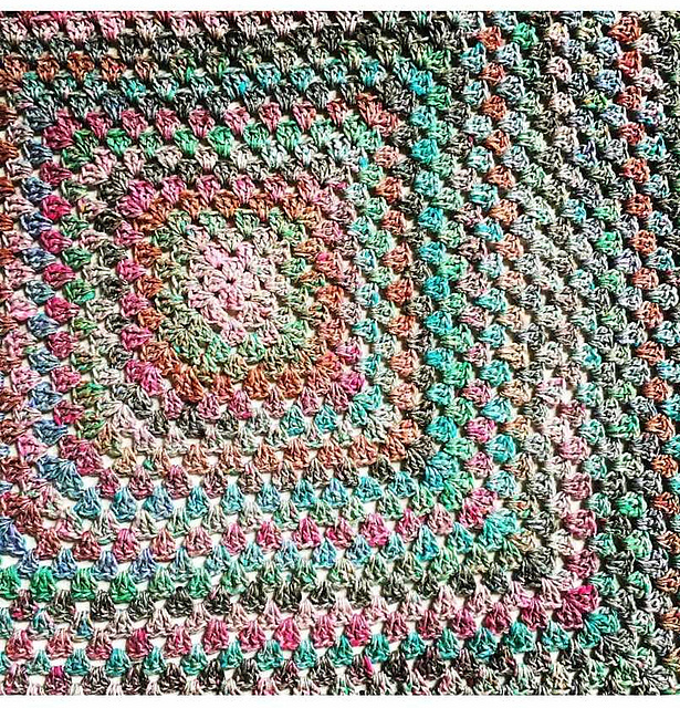 Easy Exquisite Crochet Blanket