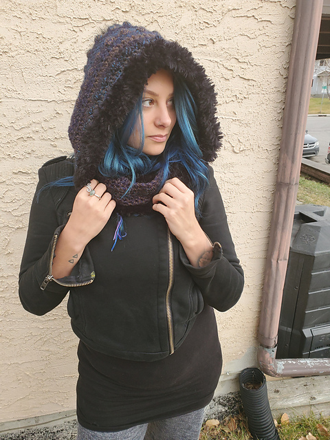 Hooded Puff Cowl