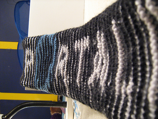 Portal Illusionistic Scarf