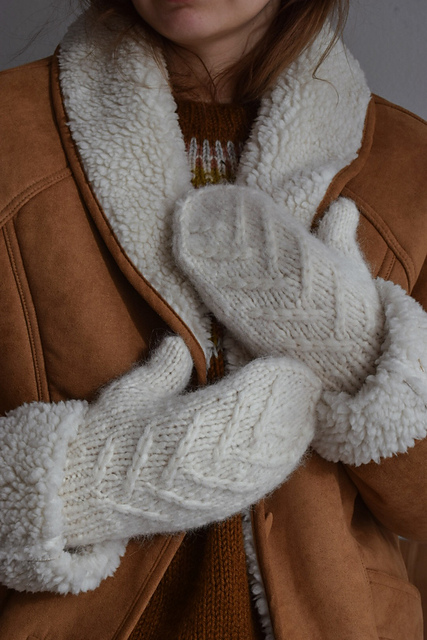 Wish mittens