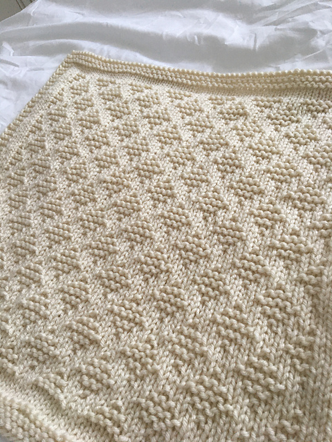 Criss Cross Diamond Blanket