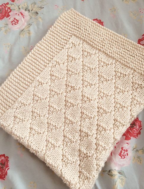 Half Diamond blanket