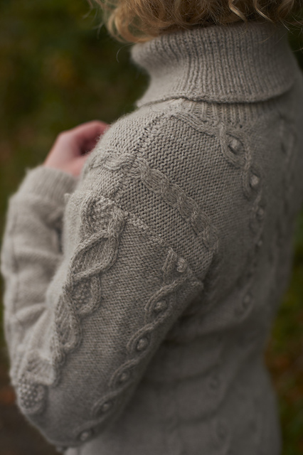Cable Pullover