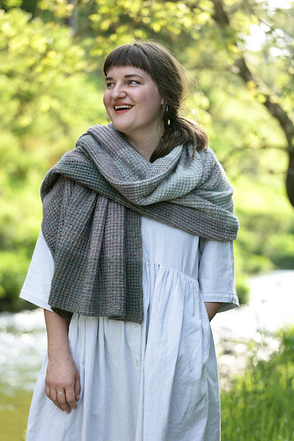 Ravelry: Combe Wrap pattern by Fabienne Gassmann
