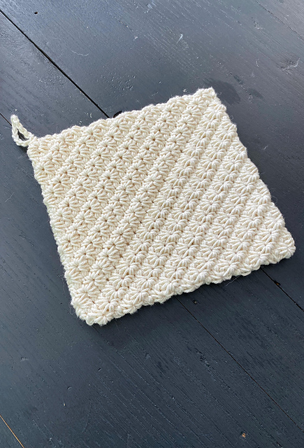 Simply Daisy Pot Holder