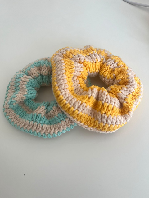 Donut Scrunchie