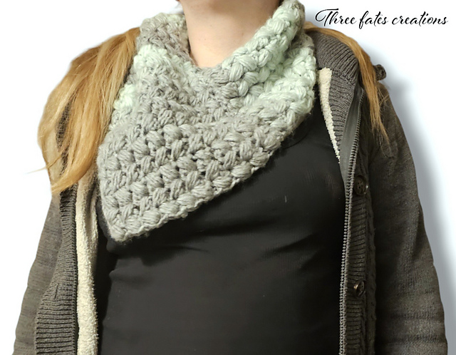 Boreas Triangle Cowl