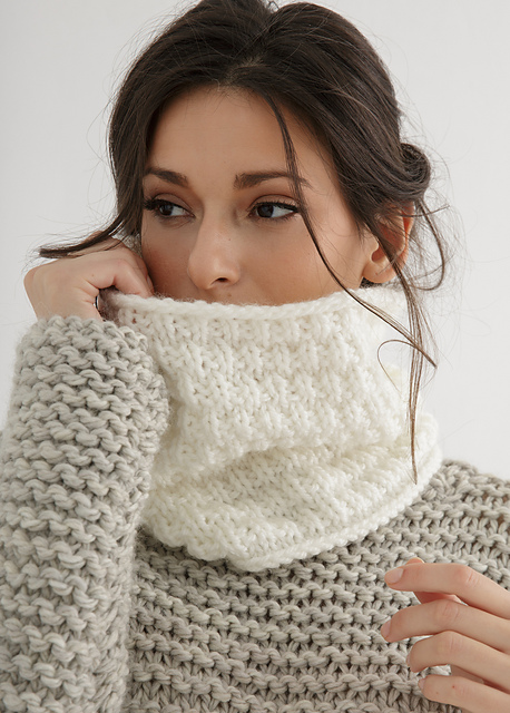 Cowl Lily