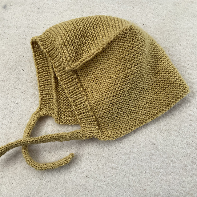 Knitted hat for babies