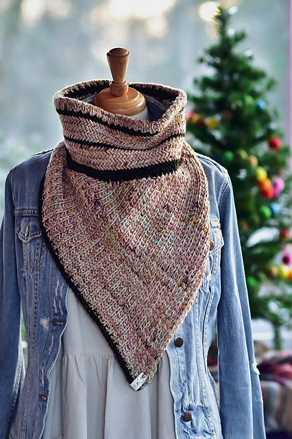The Hygge Cowl