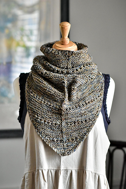 Moon Link Cowl