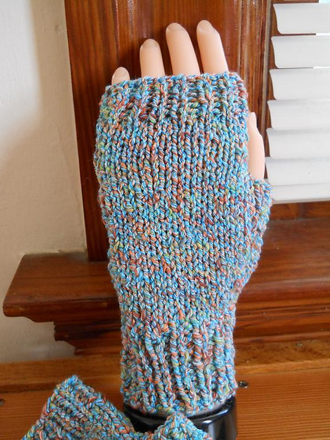 Ravelry: 2 Needle Easy Knit Fingerless Gloves pattern by Tilted Cousins
