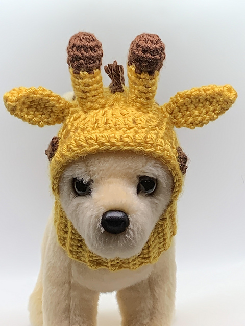 Giraffe Hua Headwarmer