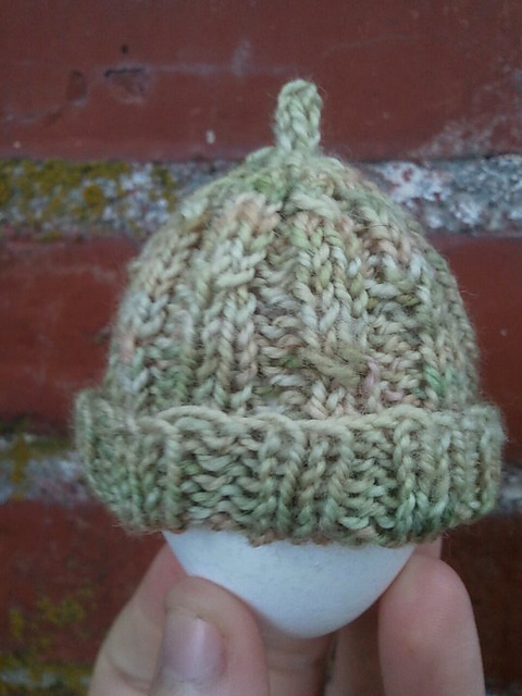 Tiny Twists Micro-Preemie Hat