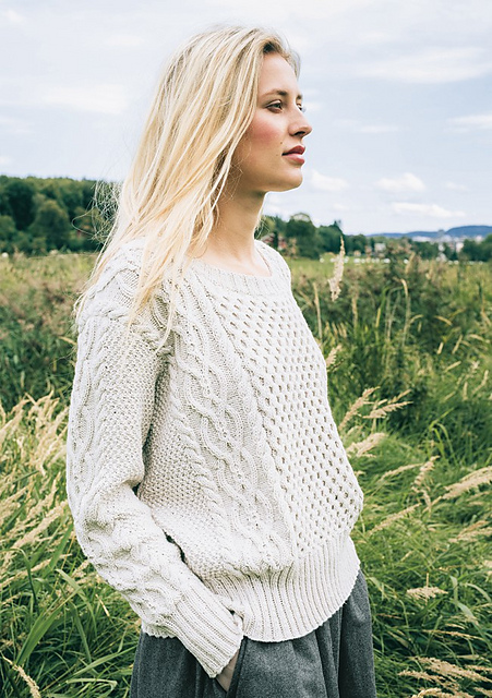 1516-12 Cable sweater