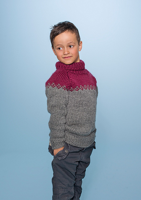 1312-03 Genser med raglan