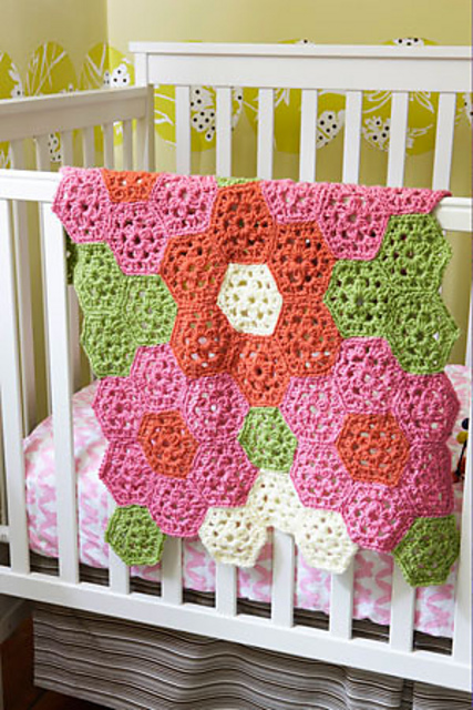 Bright Flower Throw / Garden Coverlet