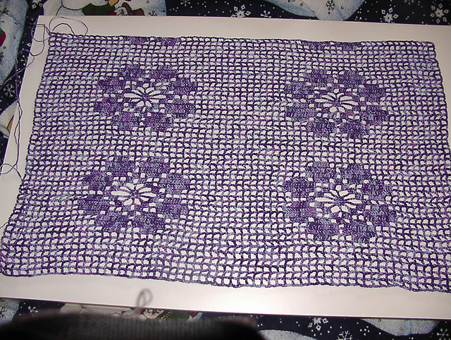 Flower-Studded Runner