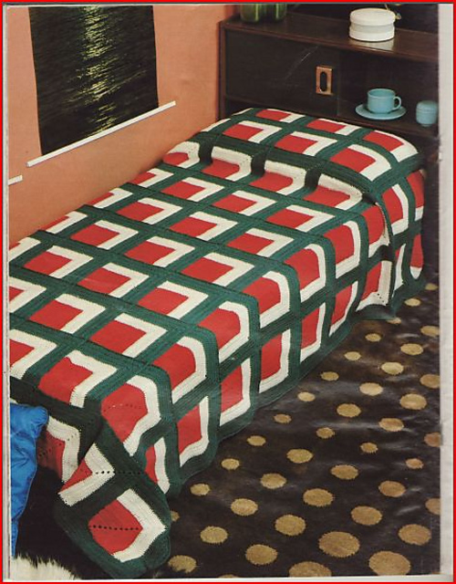 Tricolor Bedspread