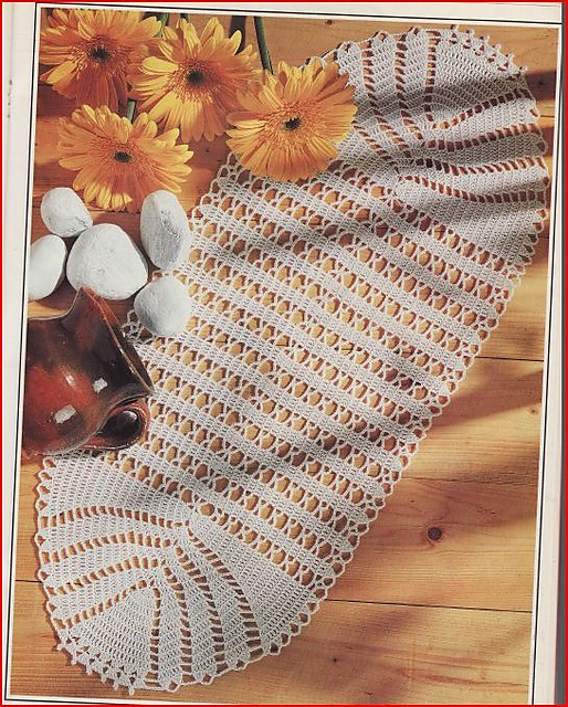 Ravelry Sideboard Runner pattern by Catherine Jeandel