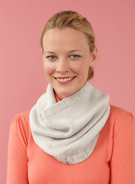 Stockinette Cowl
