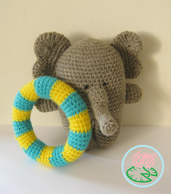 Amigurumi Elephant, Summer Style