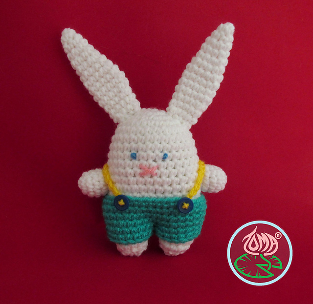 Amigurumi Mini Bunny