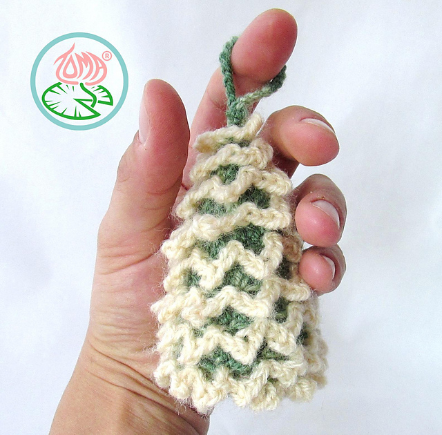 Amigurumi Christmas Trees Ornaments (3 designs)
