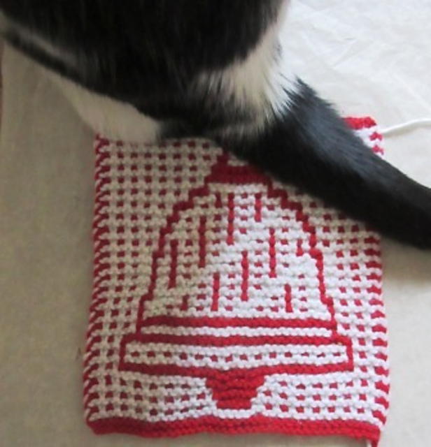Bell Ring for Santa Claws 向聖誕老人鳴鐘致敬