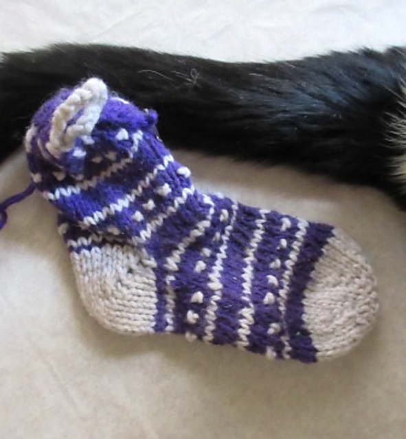 Furballs' Gift Paw
