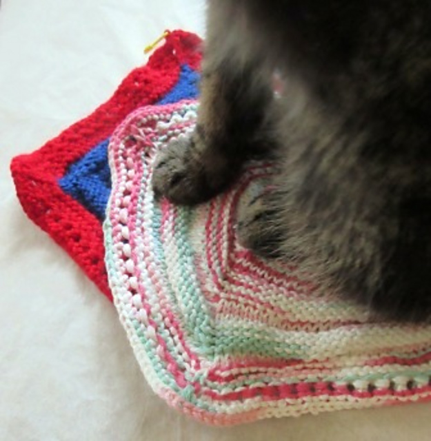 Furballs' Swirling Square Mat
