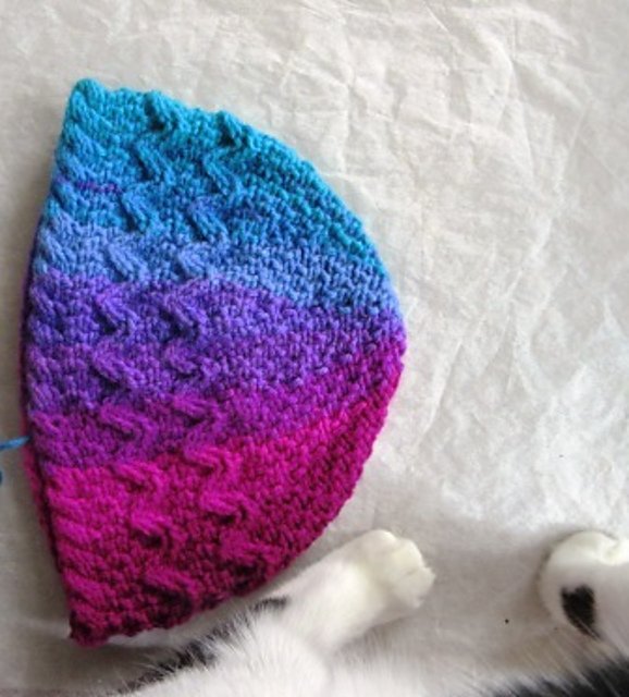 Furballs' Twistie Hat