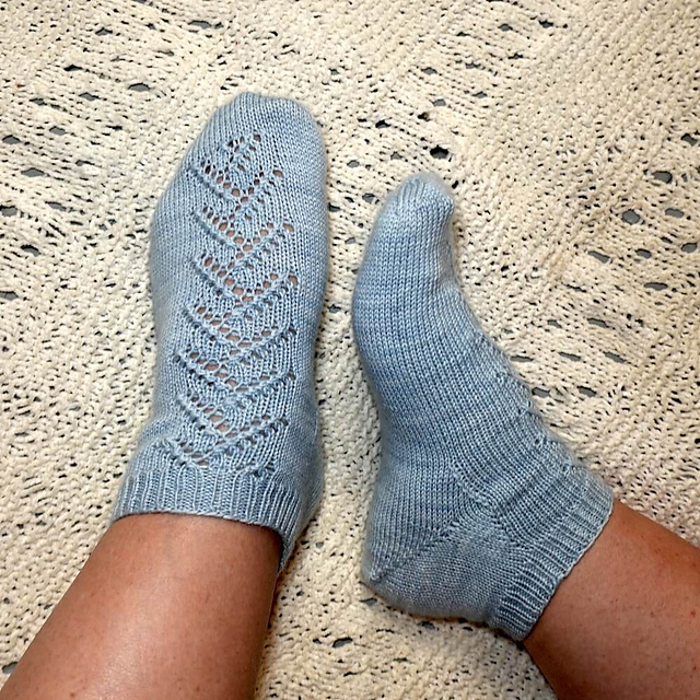 Simple Socks No 6