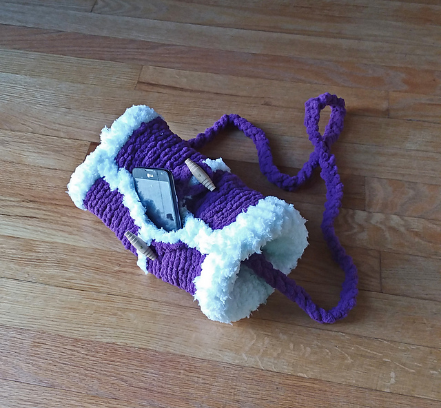 Sherpa Muff Wallet