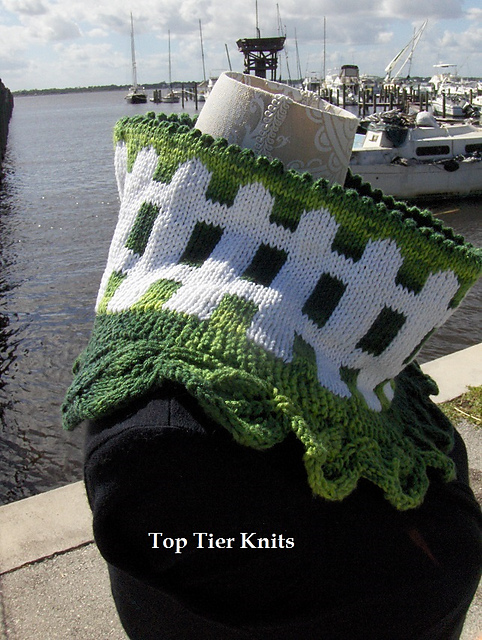 Cottage Fence Cowl