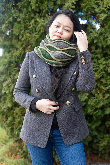 Flourish Cowl