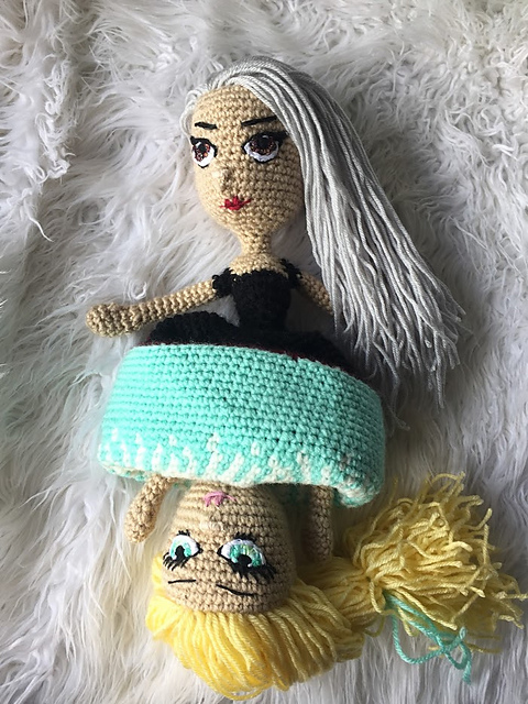 Topsy Turvy Gemini Twins