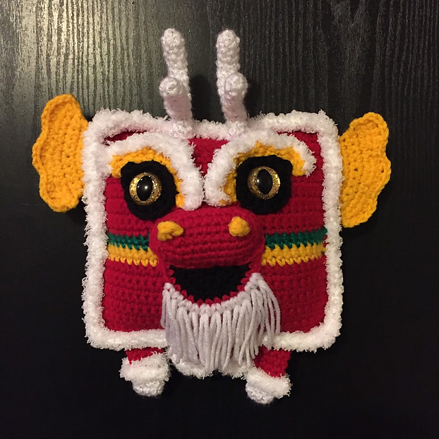 Chinese Dragon Cuddler