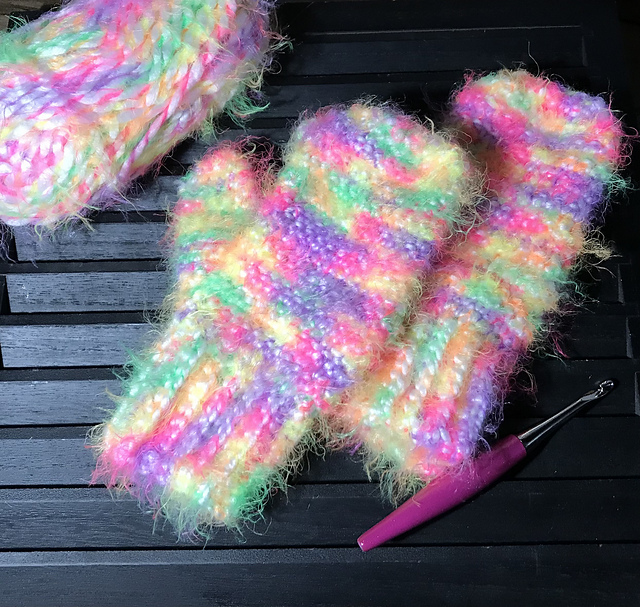 McKenzie Mittens