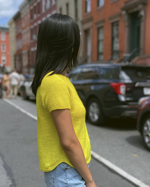 Ravelry: Brooklyn Raglan Lite pattern by Tori Yu
